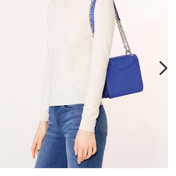 Tory Burch Alexa Convertible Leather Shoulder Bag - Picture 4 of 8